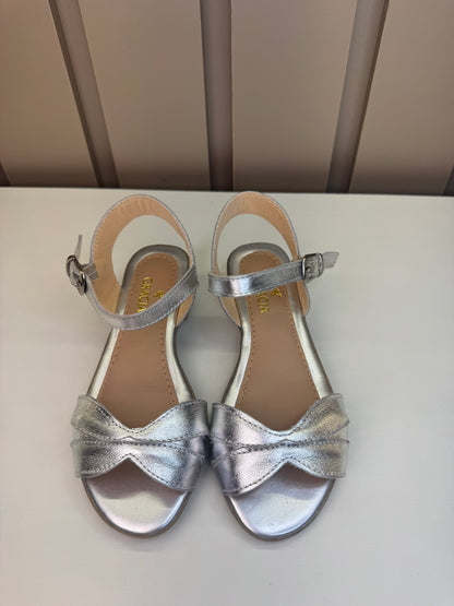 Sandália Infantil Saltinho Flor Prata - Gracia