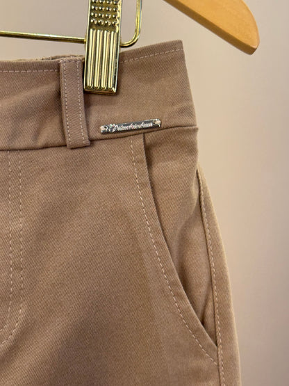 Calça Infantil Sarja Bolsos Laço Bege Escuro - Pituchinhus