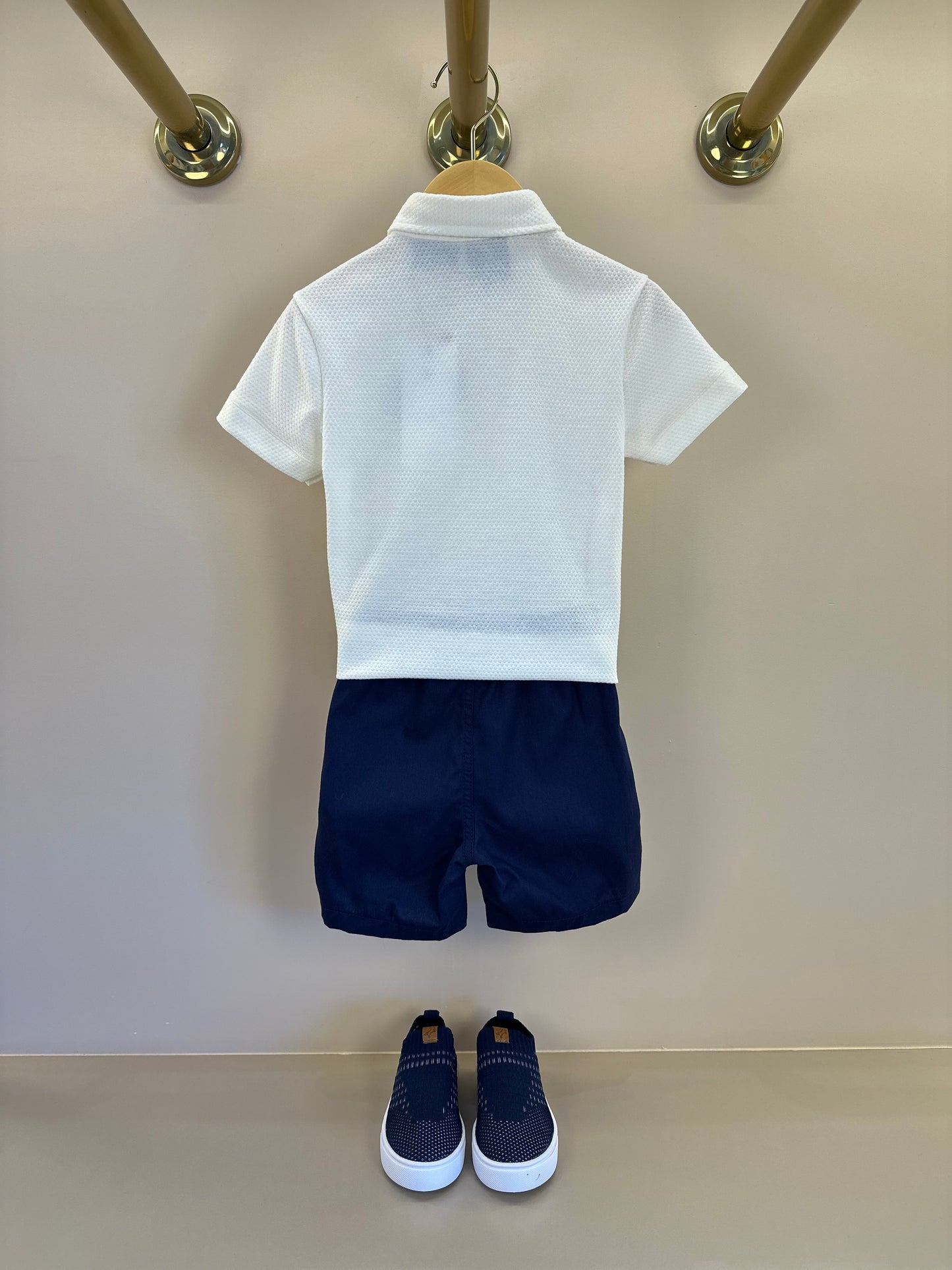 Conjunto Infantil Polo Off White Mickey e Bermuda Sarja Marinho - Youccie