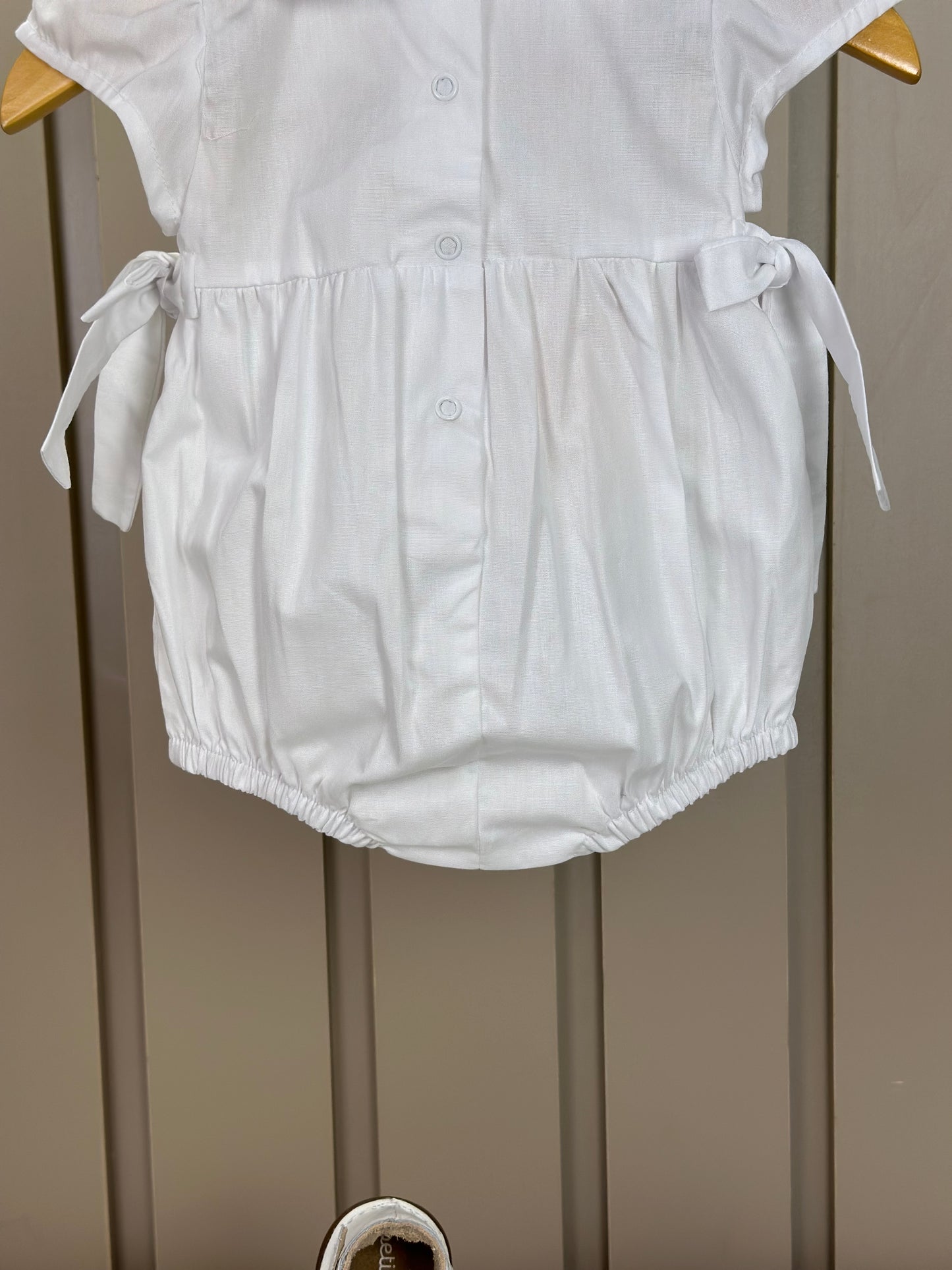 Romper Bebê Fofinho Algodão Manga Princesa Rendas Branco - Um Mais Um