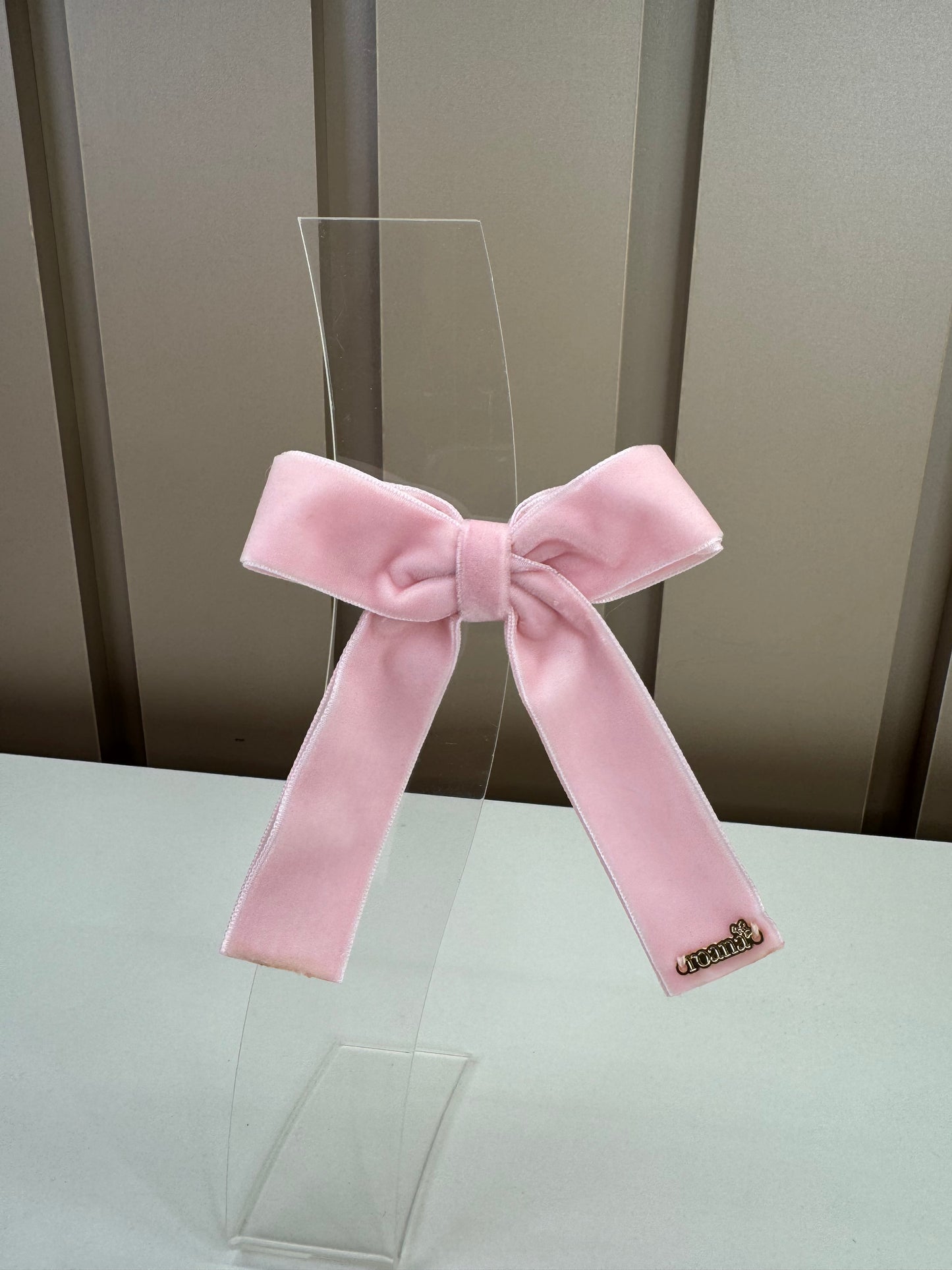 Laço Infantil Tradicional Veludo Rosa - Roana