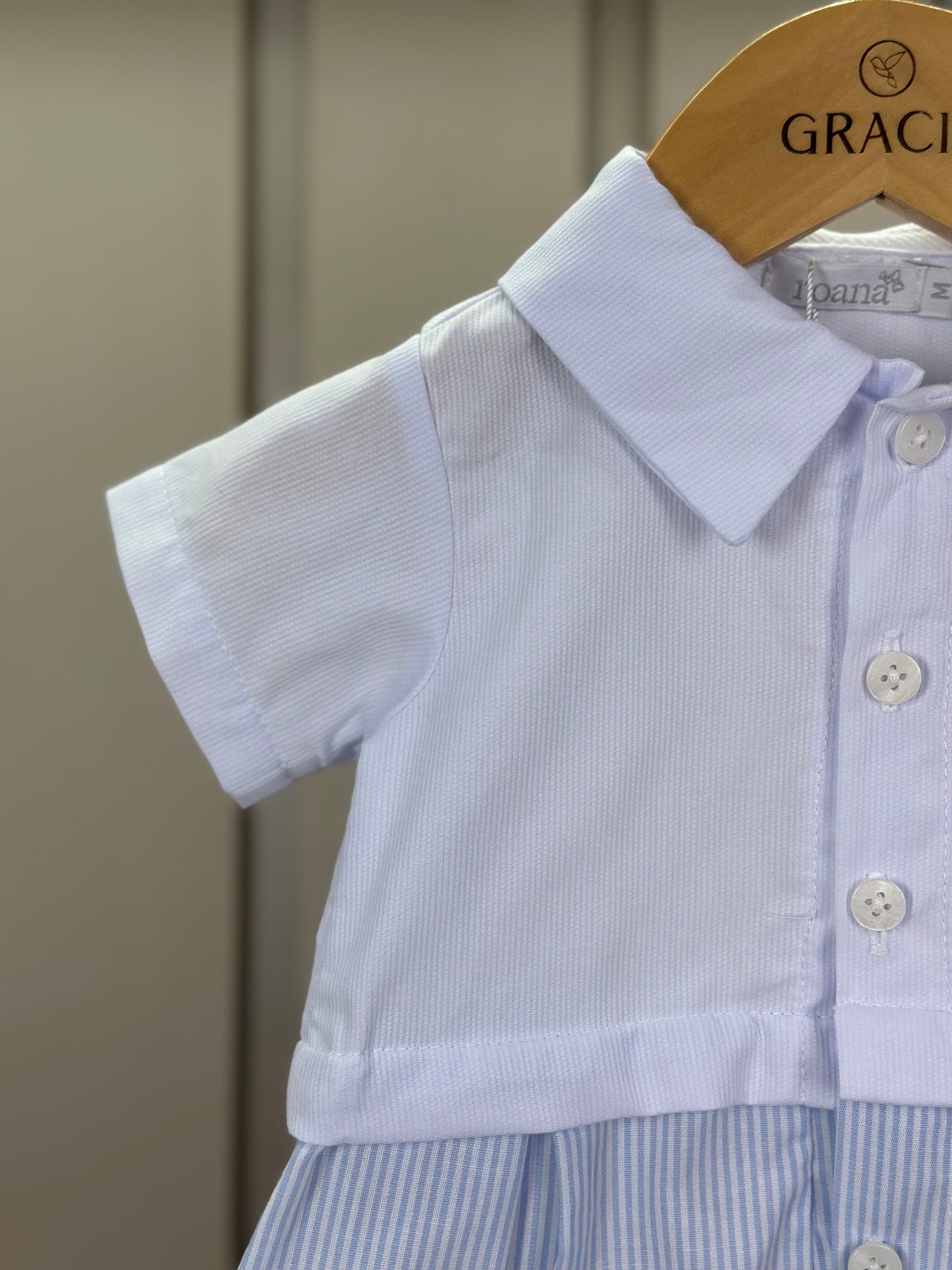 Macaquinho Bebê Botões & Bolso Branco com Listras Azul - Roana