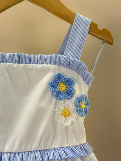Conjunto Infantil Blusa Flor de Crochê e Shorts Alfaiataria Listrado - Luluzinha