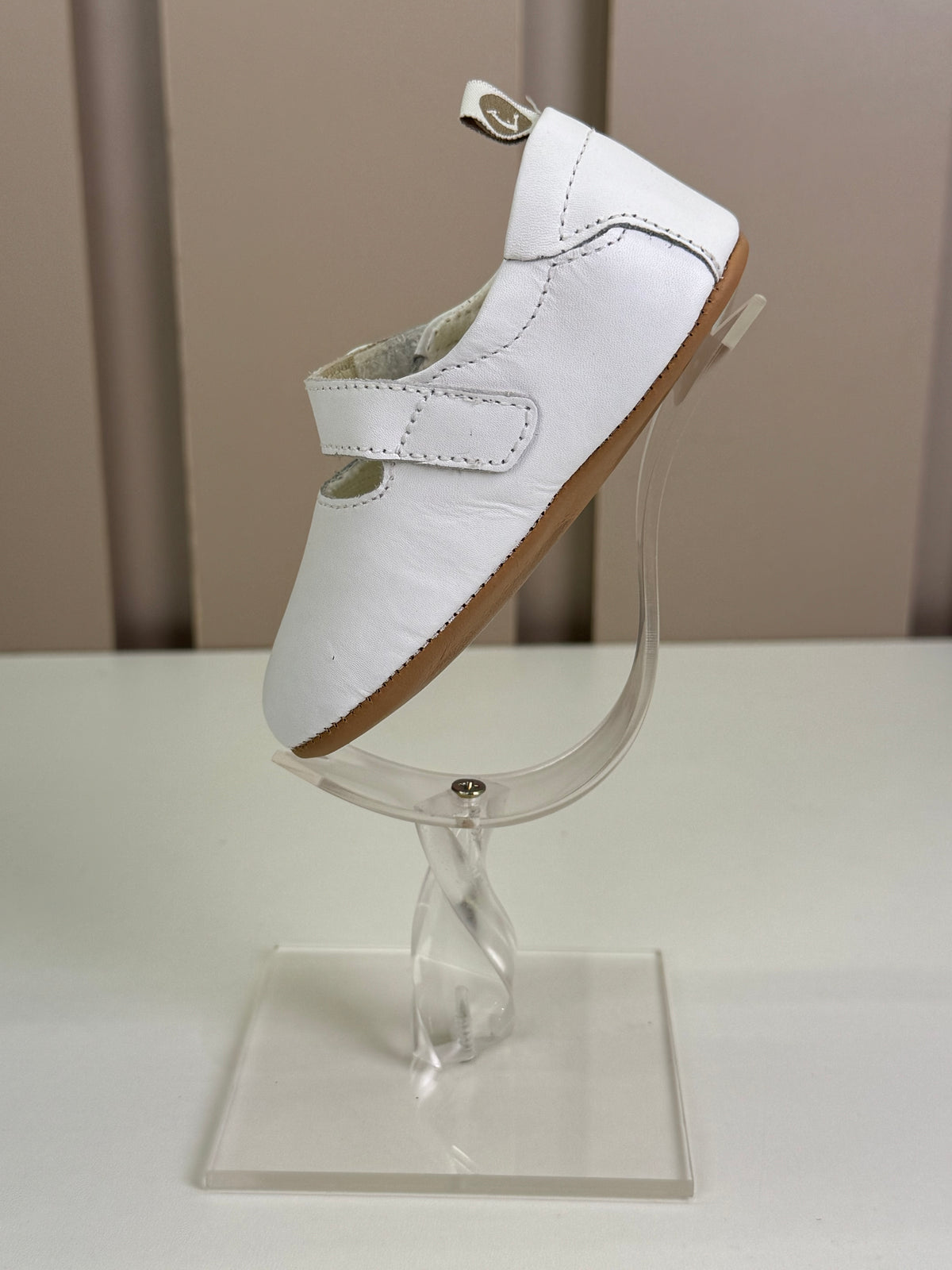 Sapatinho Bebê Gift Couro Branco - Tip Toey Joey