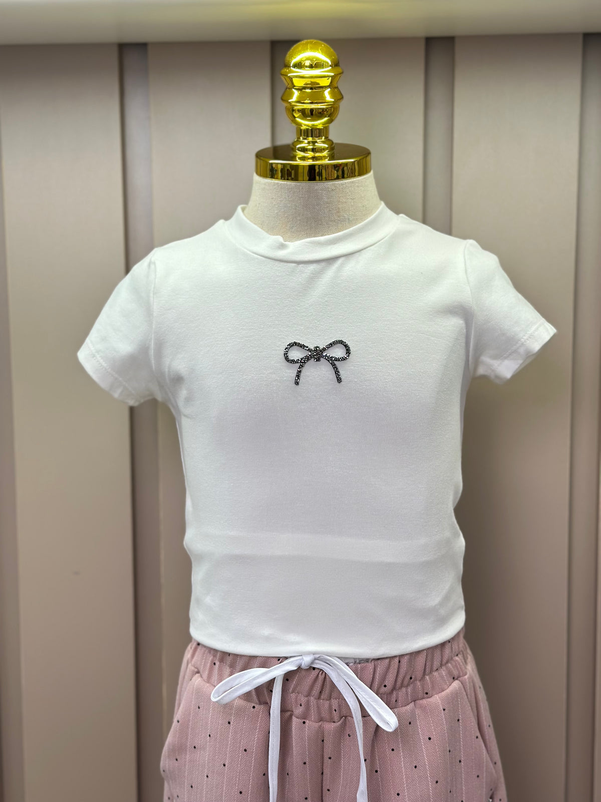 Conjunto Infantil Trio Blusa Lacinho, Casaqueto e Calça Alfaiataria Listrada Strass Rosé - Petit Cherie