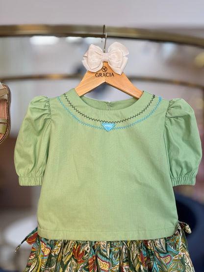 Conjunto Infantil Blusa Manga 3/4 e Saia Estampada Oliva - Um Mais Um