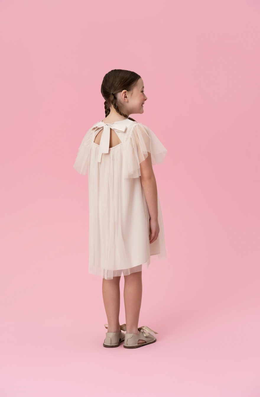 Vestido Infntil Tule Amplo Bordadinhos Gola Bege - Mon Sucré