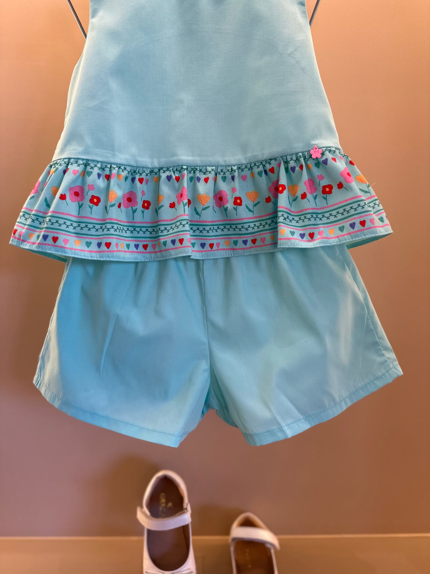 Conjunto Infantil Blusa e Shorts Tricoline Barrado Flores e Corações - Mon Sucré