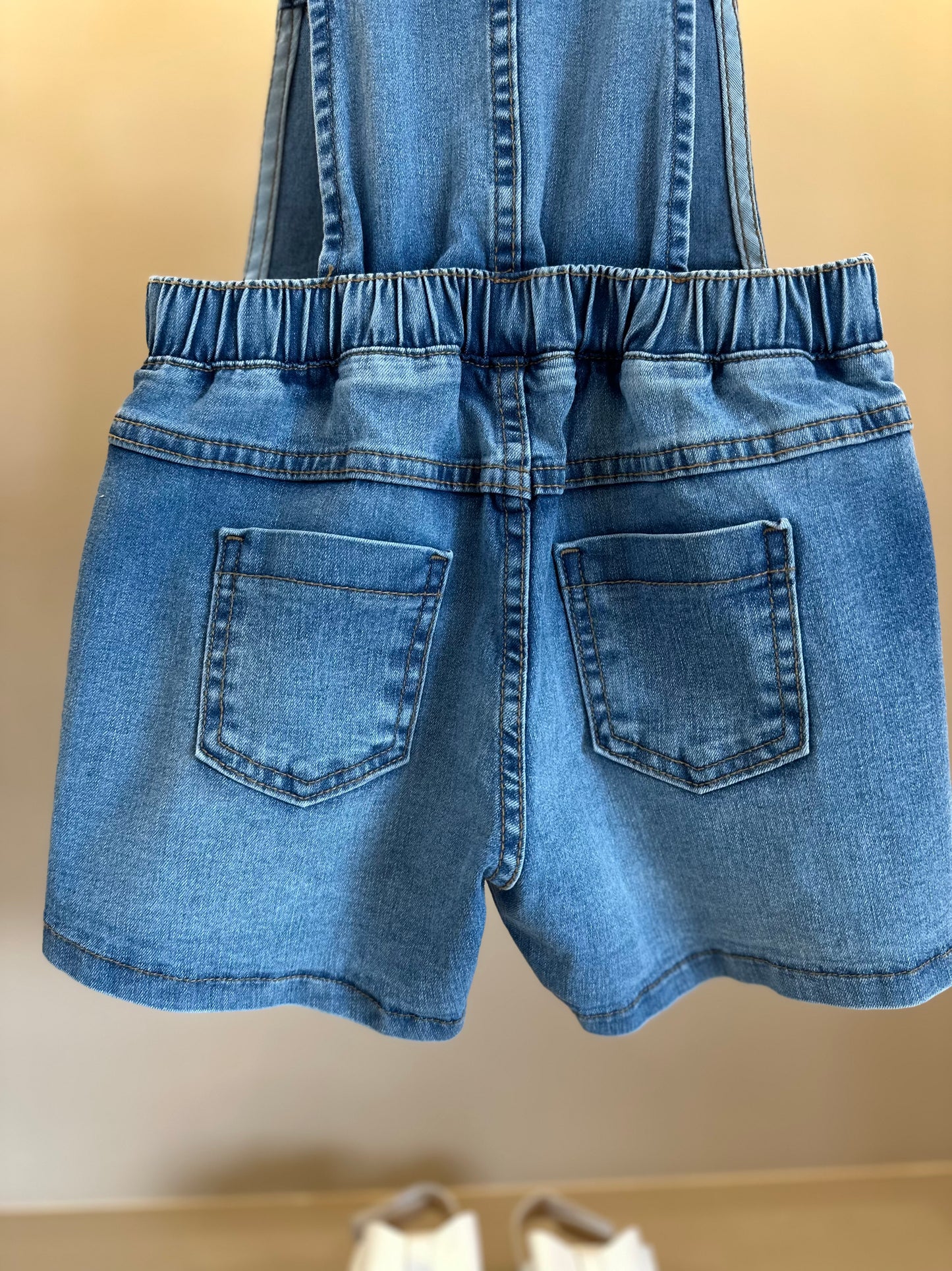 Jardineira Infantil Jeans com Strass - Animê