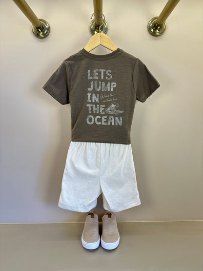 Conjunto Infantil Camiseta Marrom e Bermuda Sarja Off White - Little Johnny