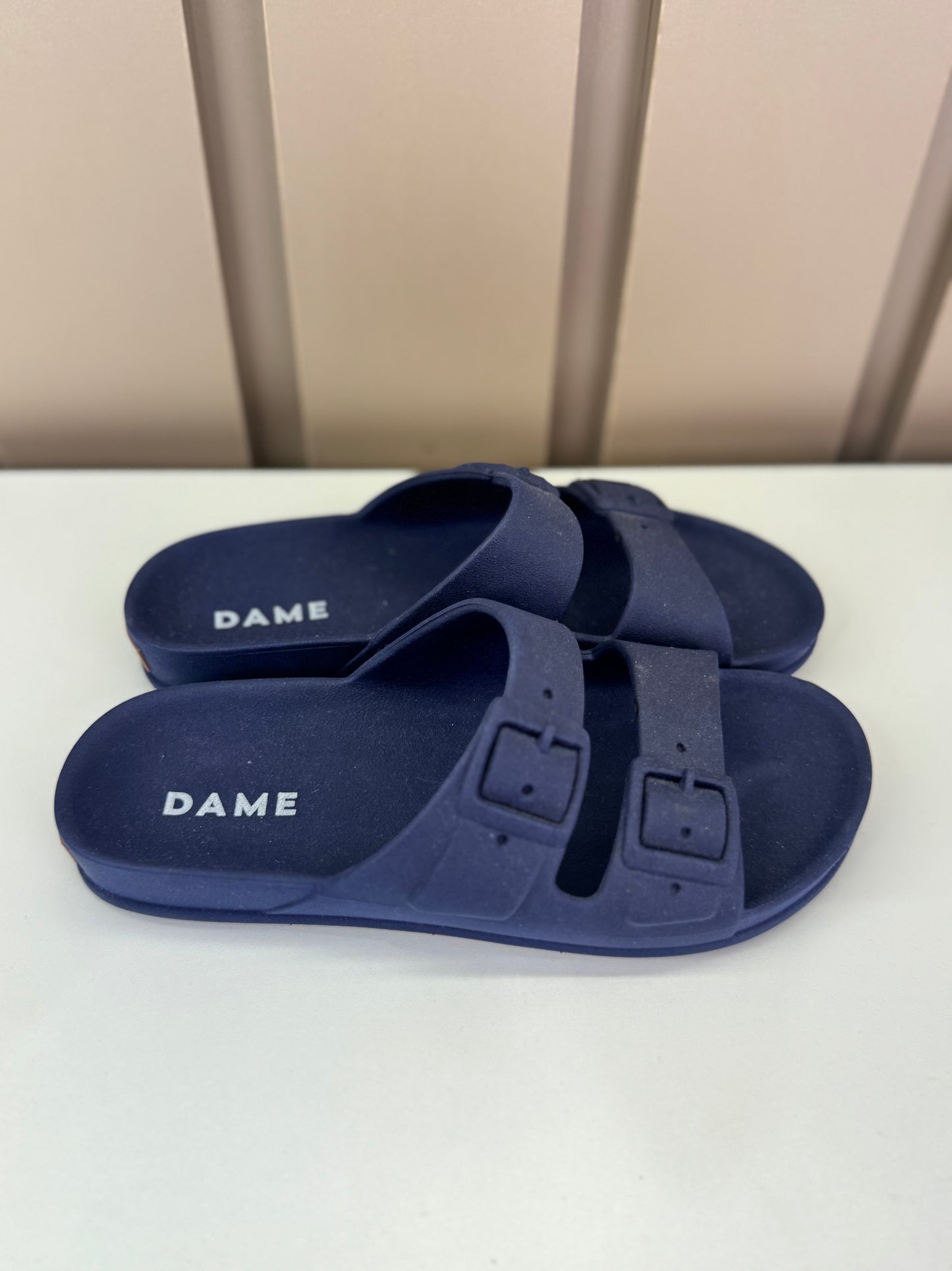 Chinelo Birken Marinho - Dame