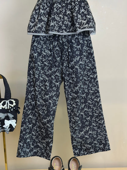 Conjunto Infantil Blusa Algodão Floral Babados e Calça Reta Floral e Laços - Pituchinhus