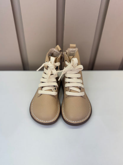 Coturno de couro blush Petit Cheval