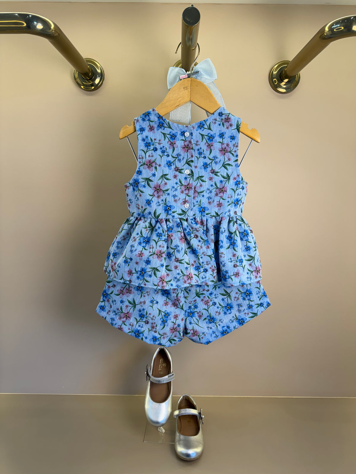 Conjunto Infantil Estampa Exclusiva Blusa Com Babado e Shorts - Luluzinha