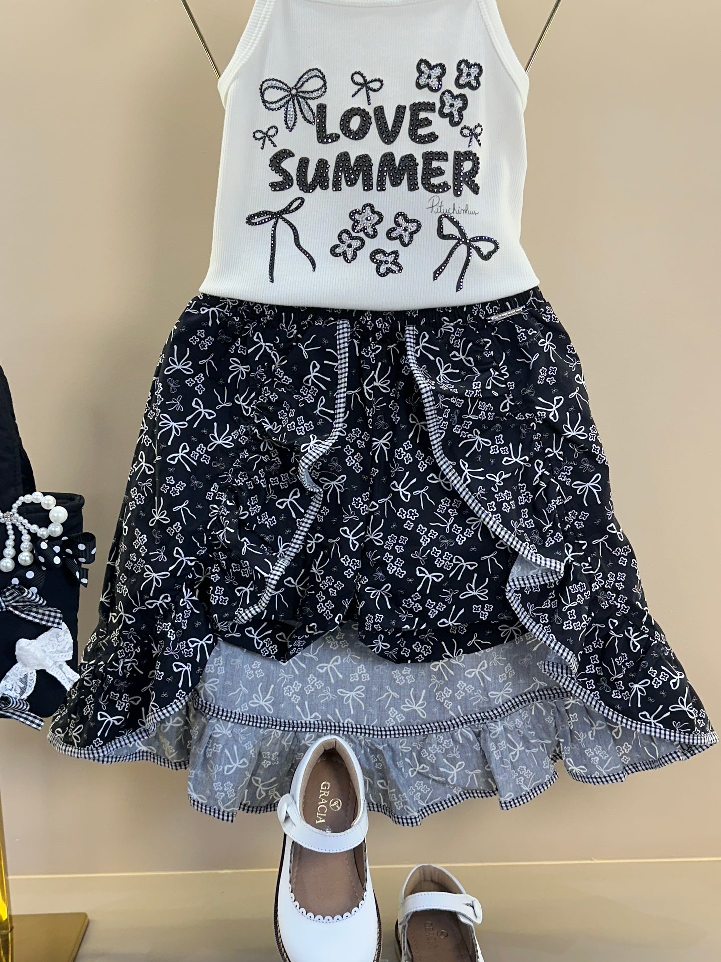 Conjunto Infantil  Blusa Love Summer Cristal e Saia-Shorts Mullet Laços e Flores - Pituchinhus
