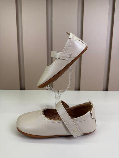 Sapatinho Bebê Roundy Couro  White & Gold - Tip Toey Joey