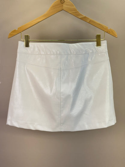 Conjunto Teen Camiseta Oversized e Saia-Shorts com Tachas Preta - Two In