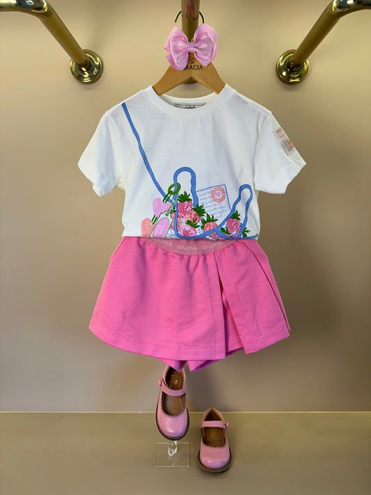 Conjunto Infantil T - Shirt Estampa Strawberry e Shorts Saia Rosa - Animê
