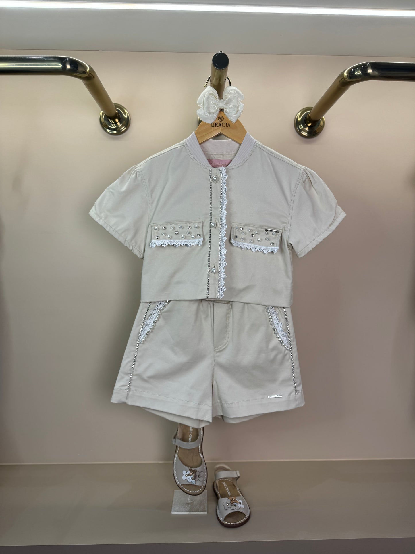 Conjunto Infantil Jaquetinha e Shorts Bordados Pérolas e Cristais - Pituchinhus