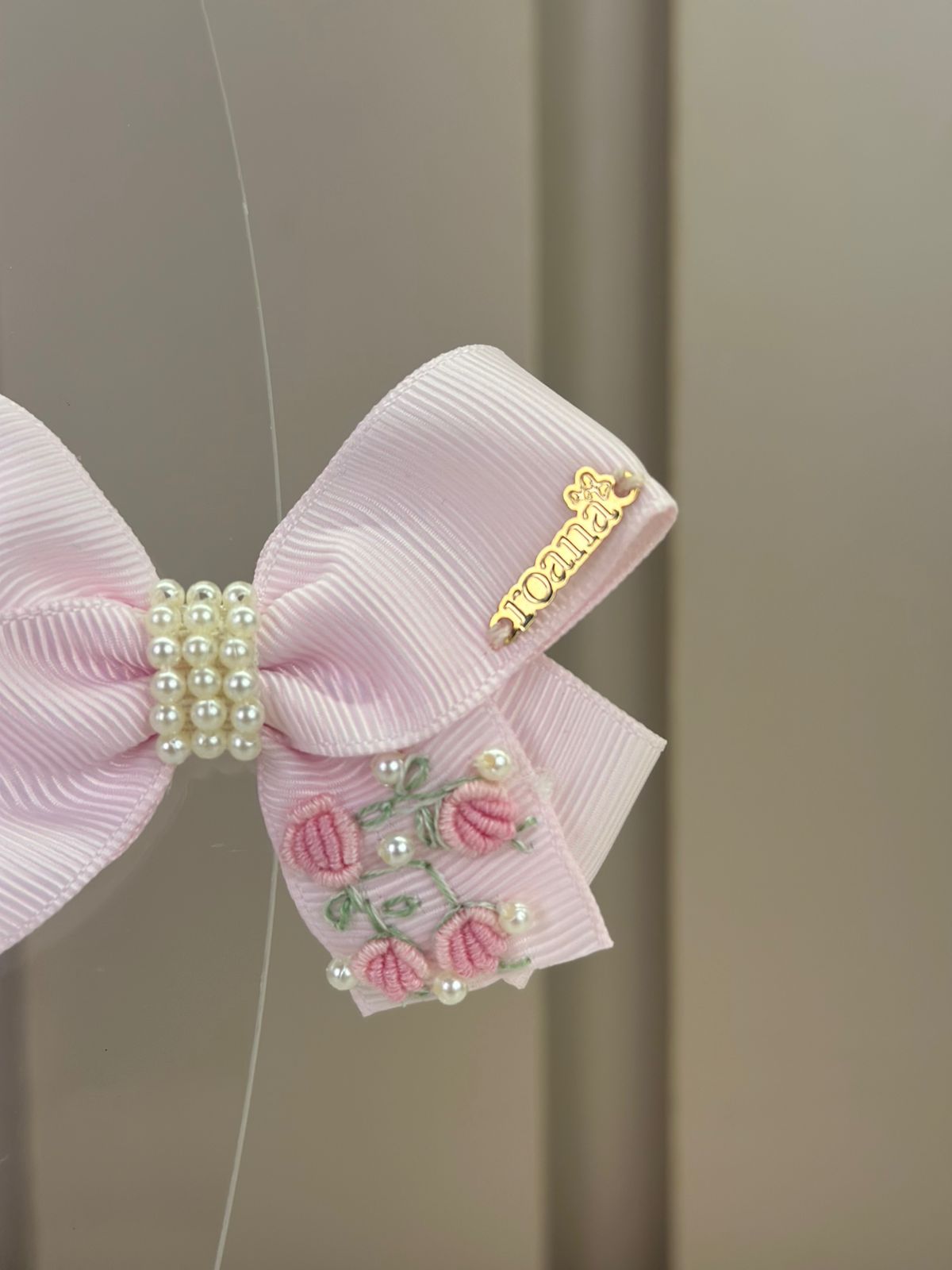Laço Infantil Bordado Flores e Pérolas Rosa - Roana