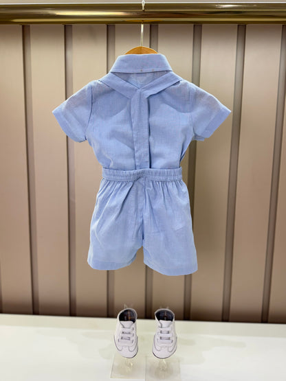 Conjunto Bebê Body, Bermuda e  Suspensório Cambraia Linho de Algodão Azul Claro - Um Mais Um