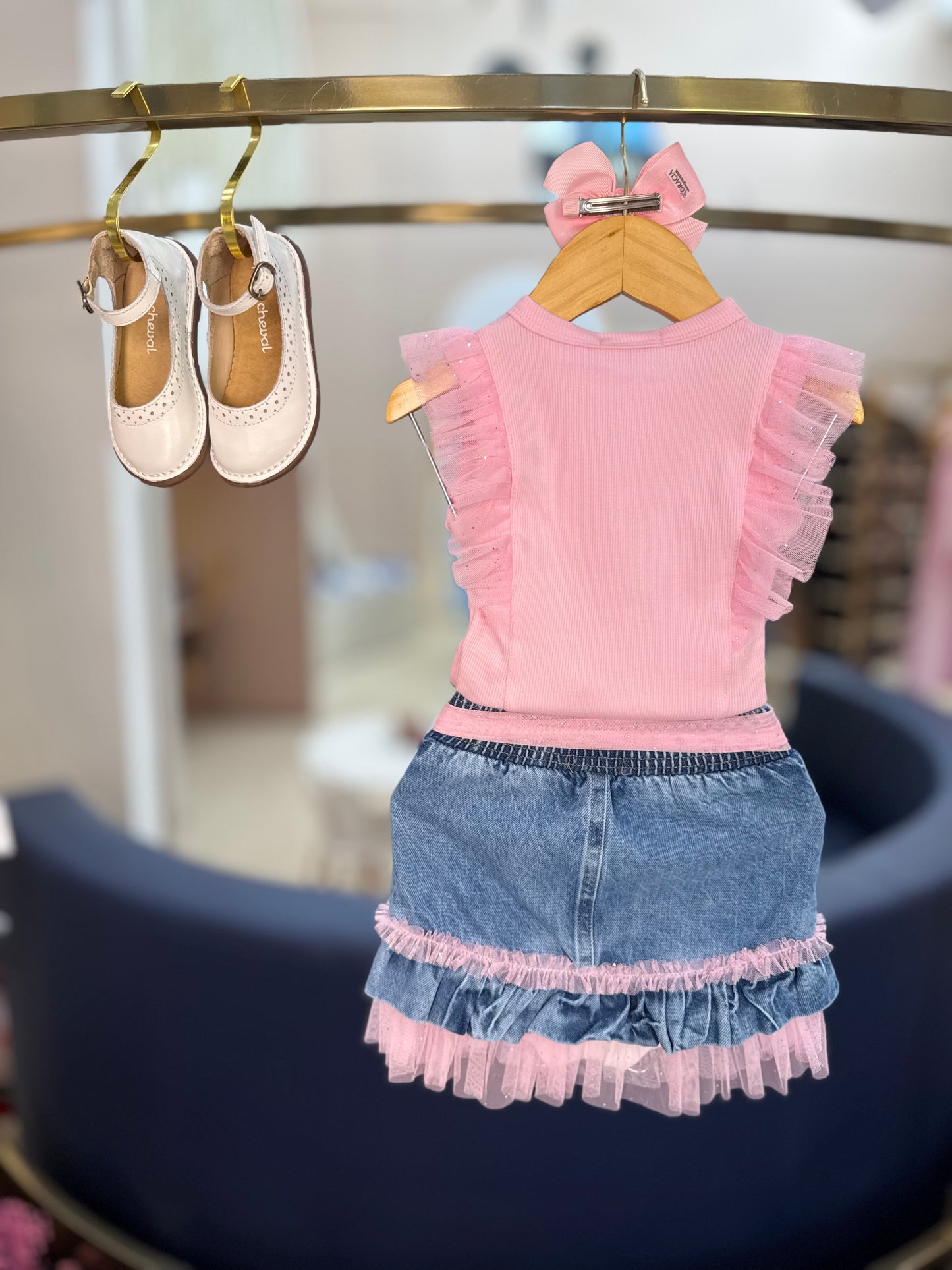 Conjunto Infantil Blusa Rosa Tule e Saia Jeans Bordada - Petit Cherie