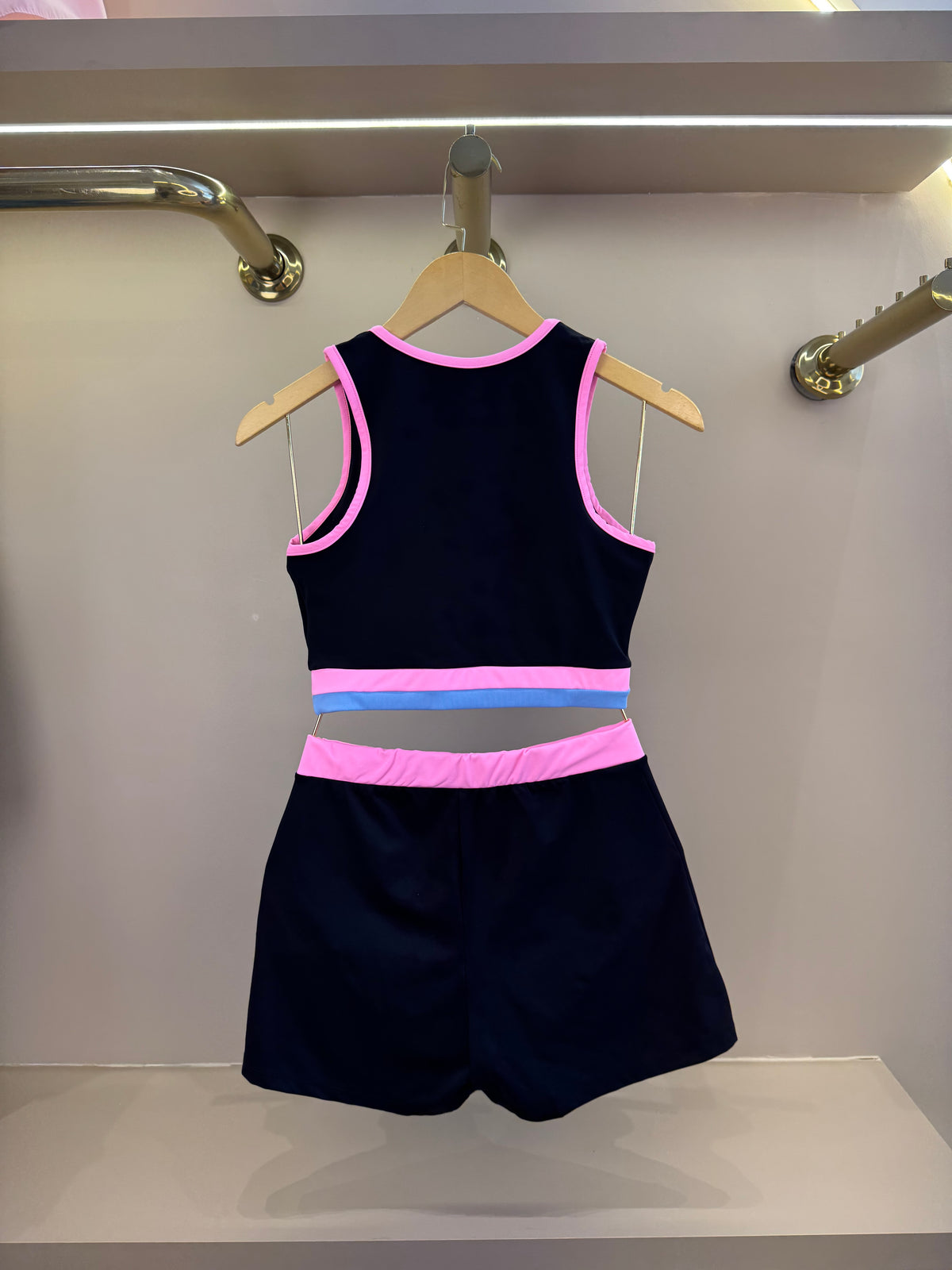Conjunto Teen Top Cropped e Short-Saia - Vic Vick