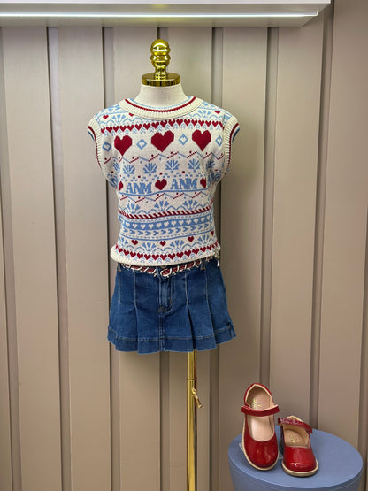 Conjunto Infantil Conceito Colete Tricot Corações e Shorts-saia Jeans Cós Bordado - Animê