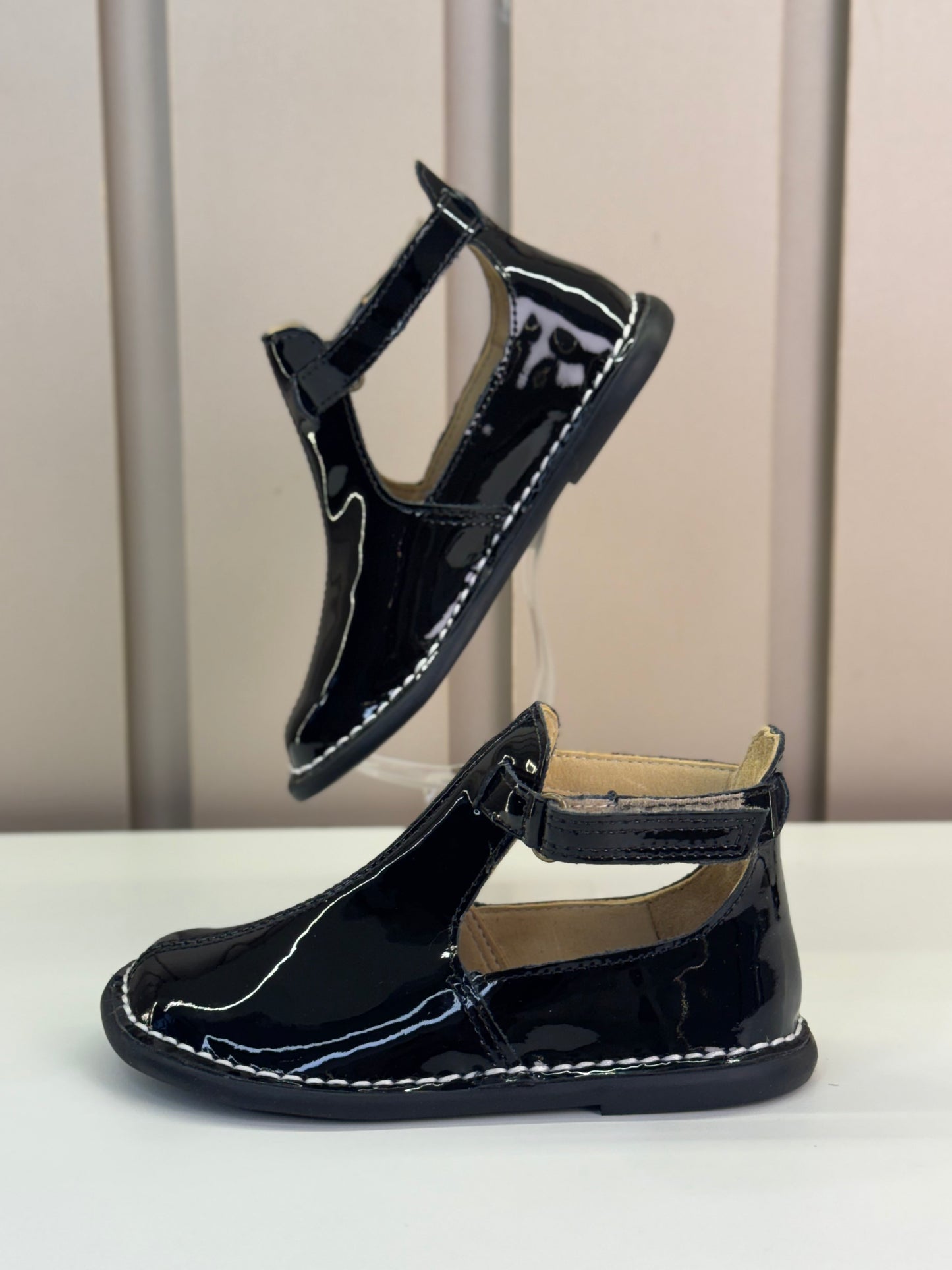 Bota Infantil Meia-Lua Verniz Noir - Petit Cheval