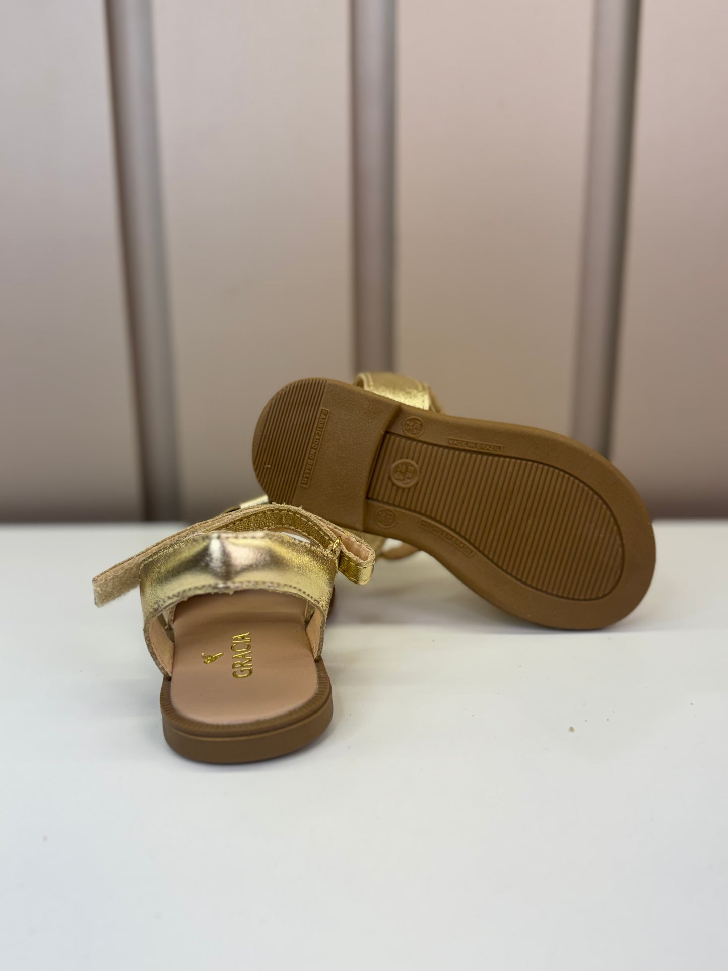 Sandália Infantil Manu Laço Velcro Dourada - Gracia
