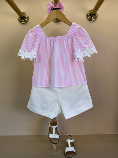 Conjunto Infantil Blusa Anarruga Bordado Flores e Shorts Off - Momi