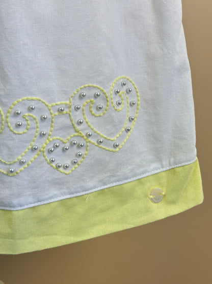 Vestido Infantil Branco Bordado Detalhes Amarelo - Petit Cherie