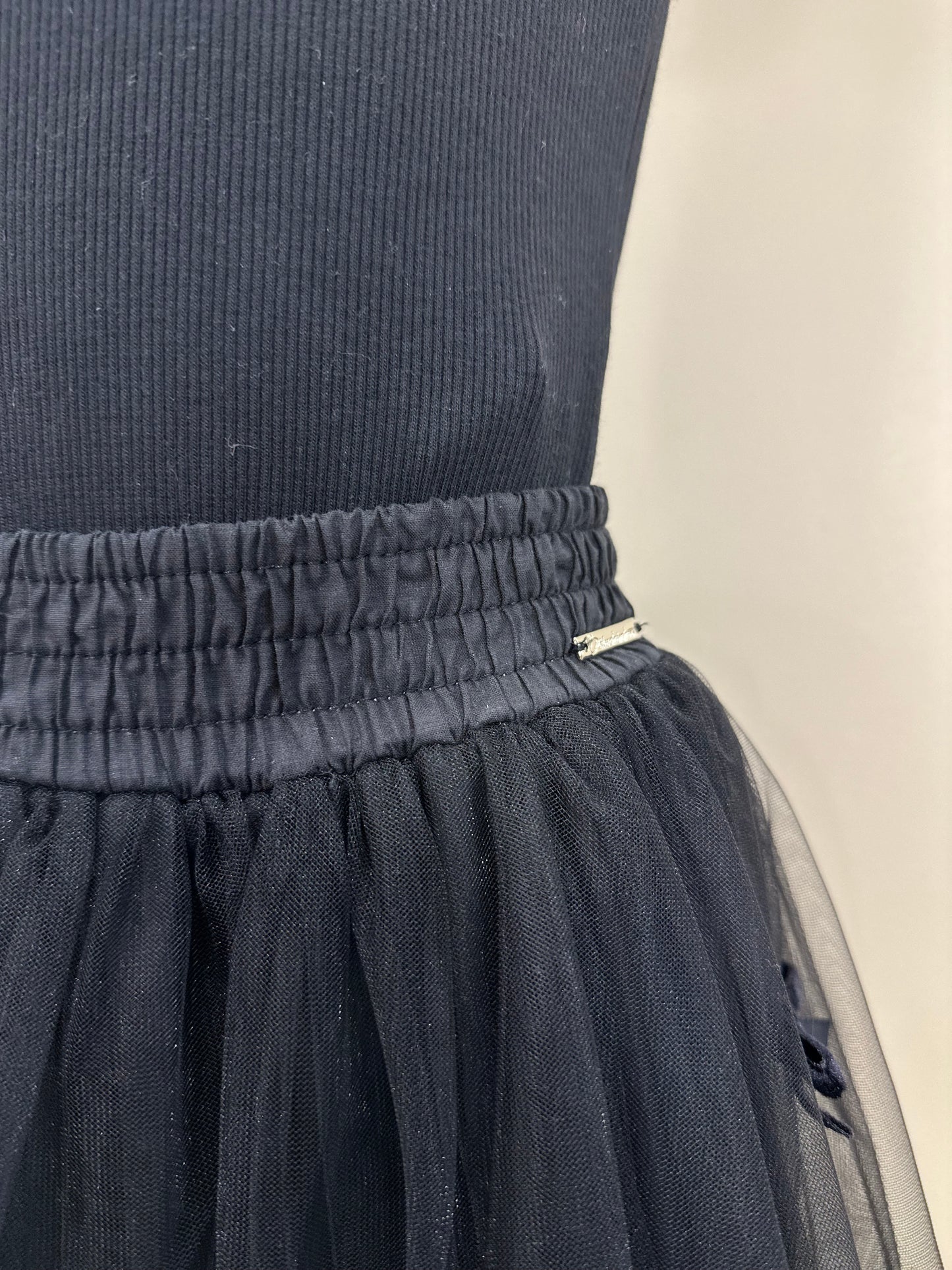 Conjunto Infantil Regata Lacinho Bordado e Saia-shorts Tule Lacinhos Veludo Preta - Pituchinhus