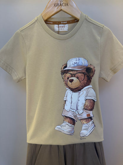 Conjunto Infantil Camiseta Algodão Teddy Summer Bege e Bermuda Suedine Elastano Bolsos - Dame