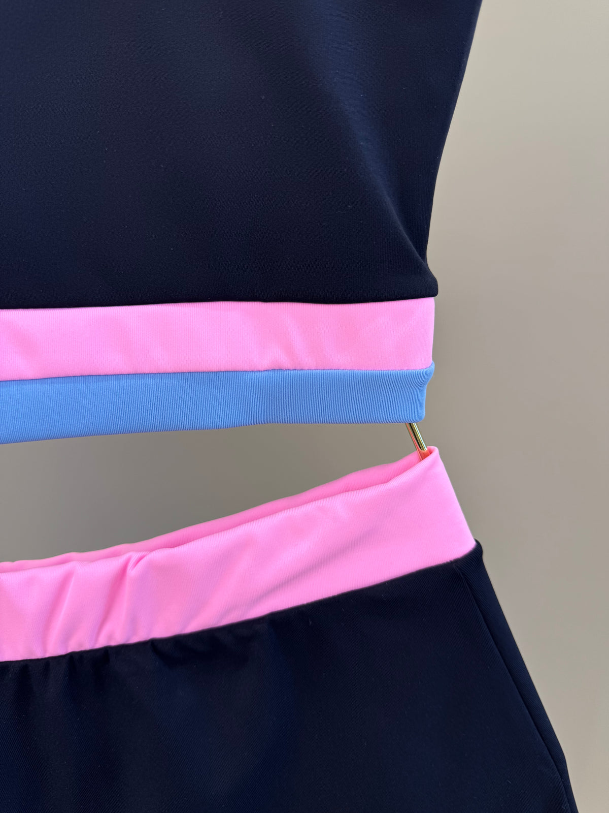 Conjunto Teen Top Cropped e Short-Saia - Vic Vick