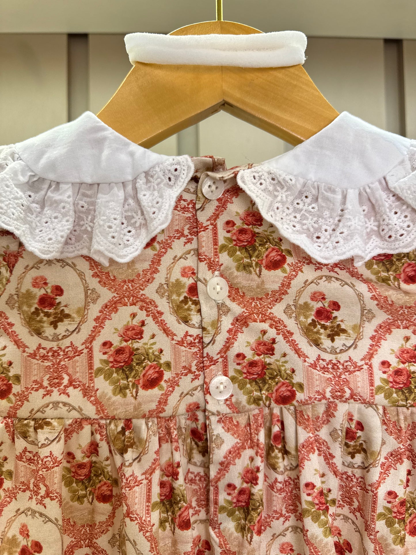 Pimpão Bebê Floral Provençal Gola Estampada - Roana