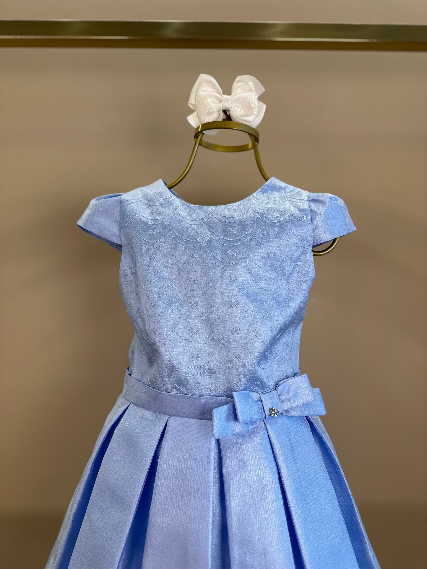 Vestido Infantil Festa Busto Bordado Lacinho Azul Claro - Petit Cherie