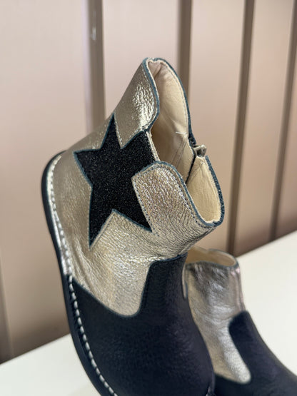 Bota Infantil Galáxia Preto e Metal - Petit Cheval