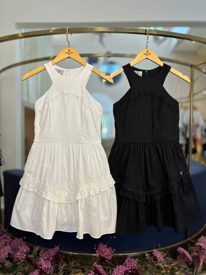 Vestido Teen Recortes com Guipir Preto - Two In