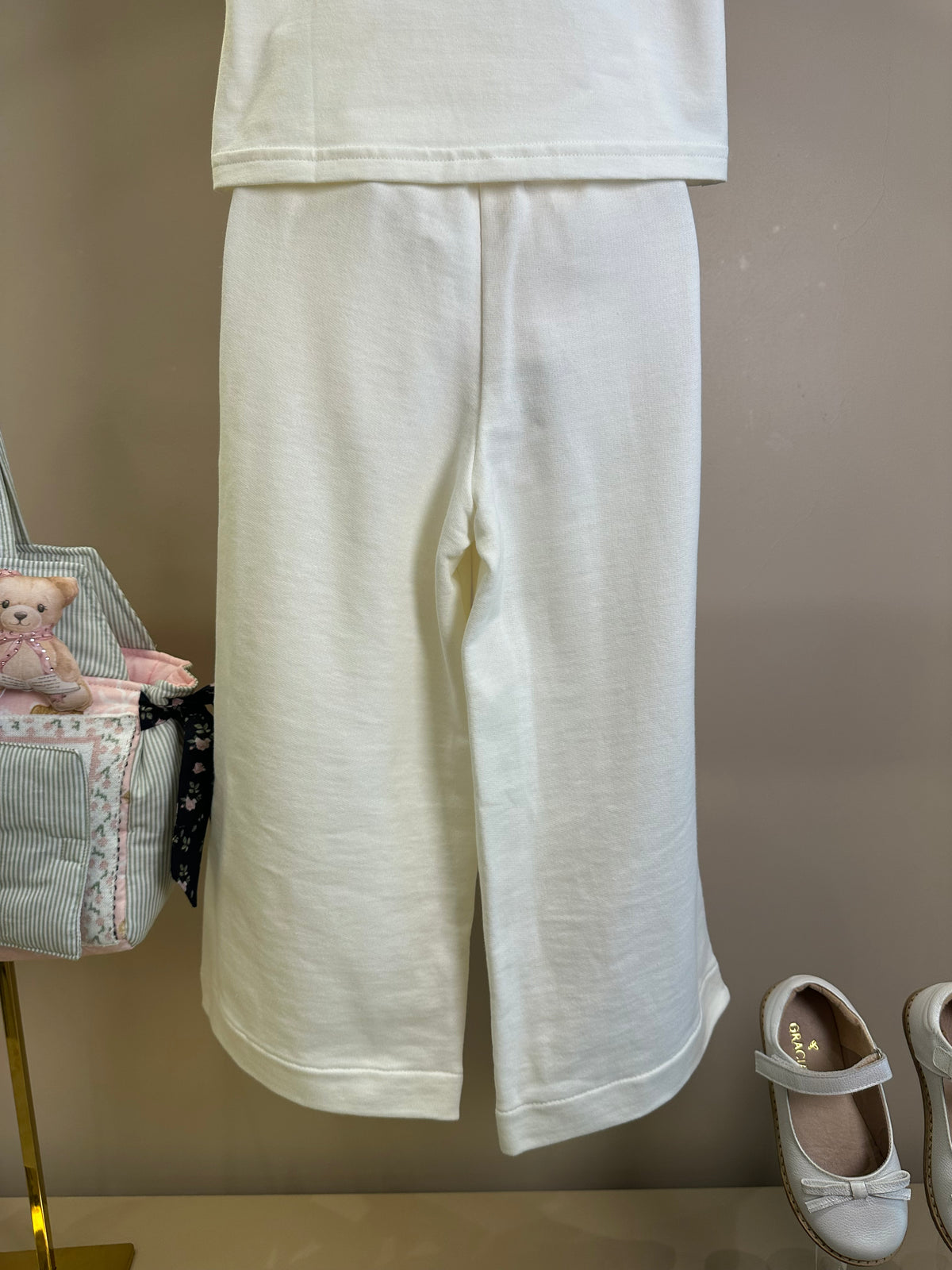 Conjunto Infantil Blusa Cotton Ursinhas Laços de Cristais e Calça Moletom Reta Ursinhas Com Laços Cristais - Pituchinhus