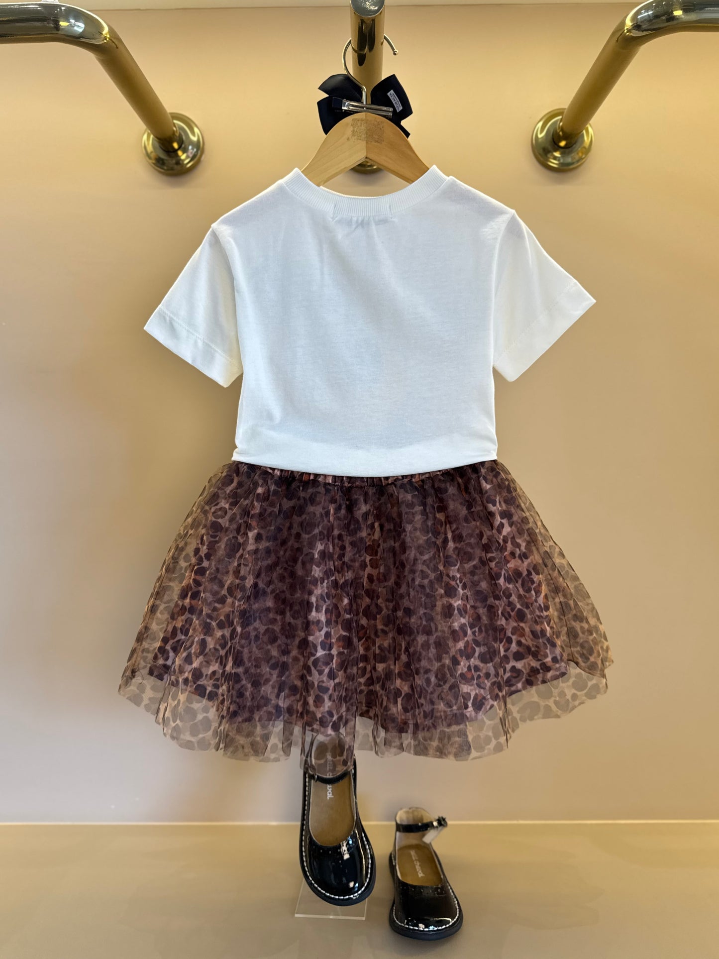 Conjunto Infantil Blusa Minnie & Mickey e Saia Tule Plissada Animal Print - Animê