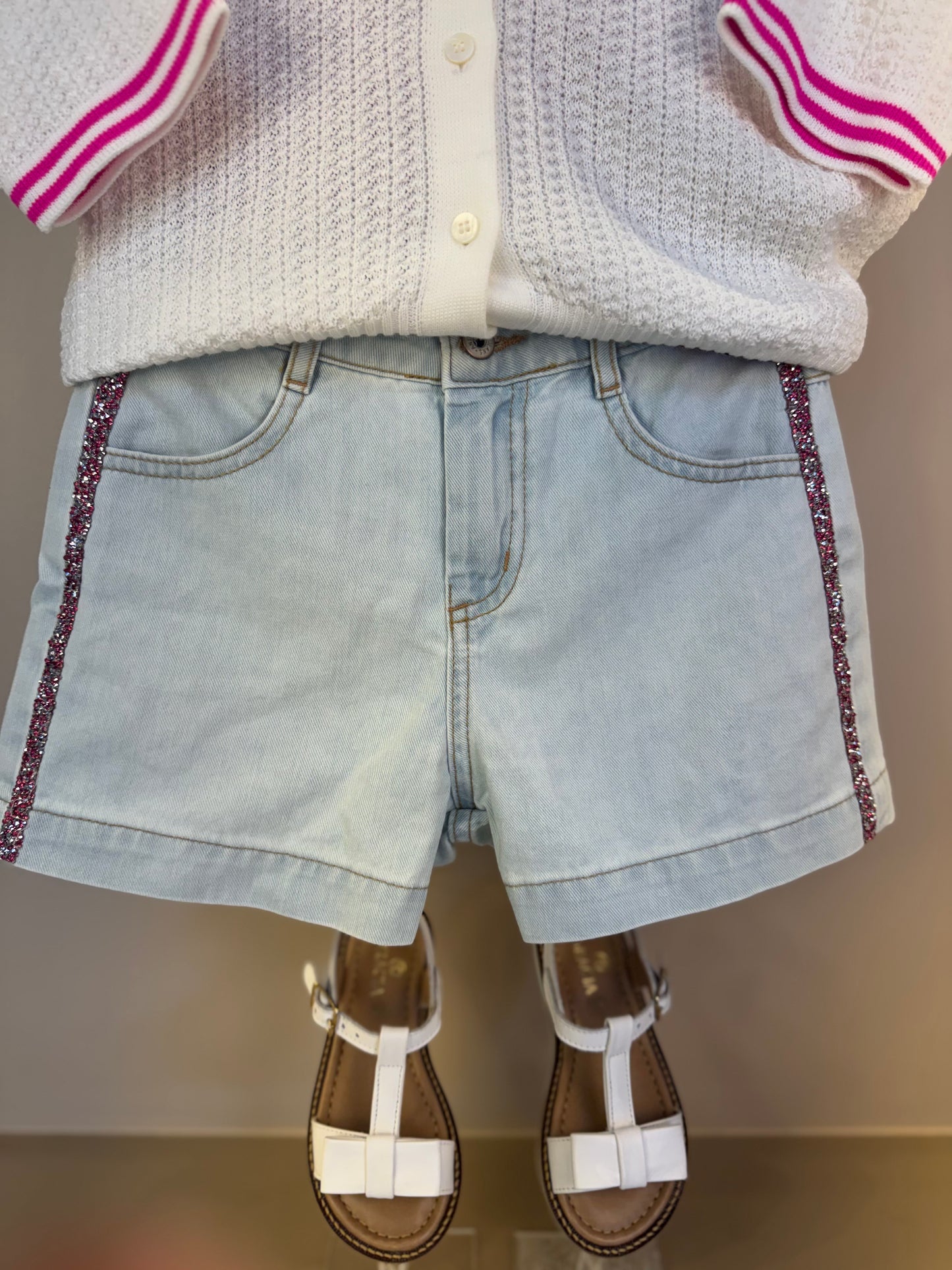 Conjunto Infantil Blusa Tricot Minnie Tennista e Shorts Jeans Strass Rosa - Animê