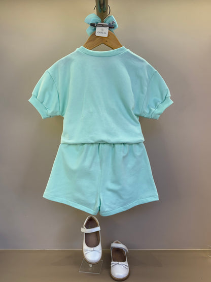 Conjunto Infantil Short  Com Cinto  E Blusa Turquesa Com Bolsos Bordados  Verde - Gabriela Aquarela