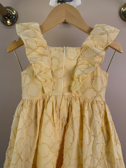 Vestido Infantil Amarelo Bordado de Flores 3D e Laço Com Libélula Metálica - Gabriela Aquarela