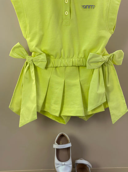Conjunto Infantil Blusa Laços Laterais e Saia-shorts Pregas Verde Melão - Animê