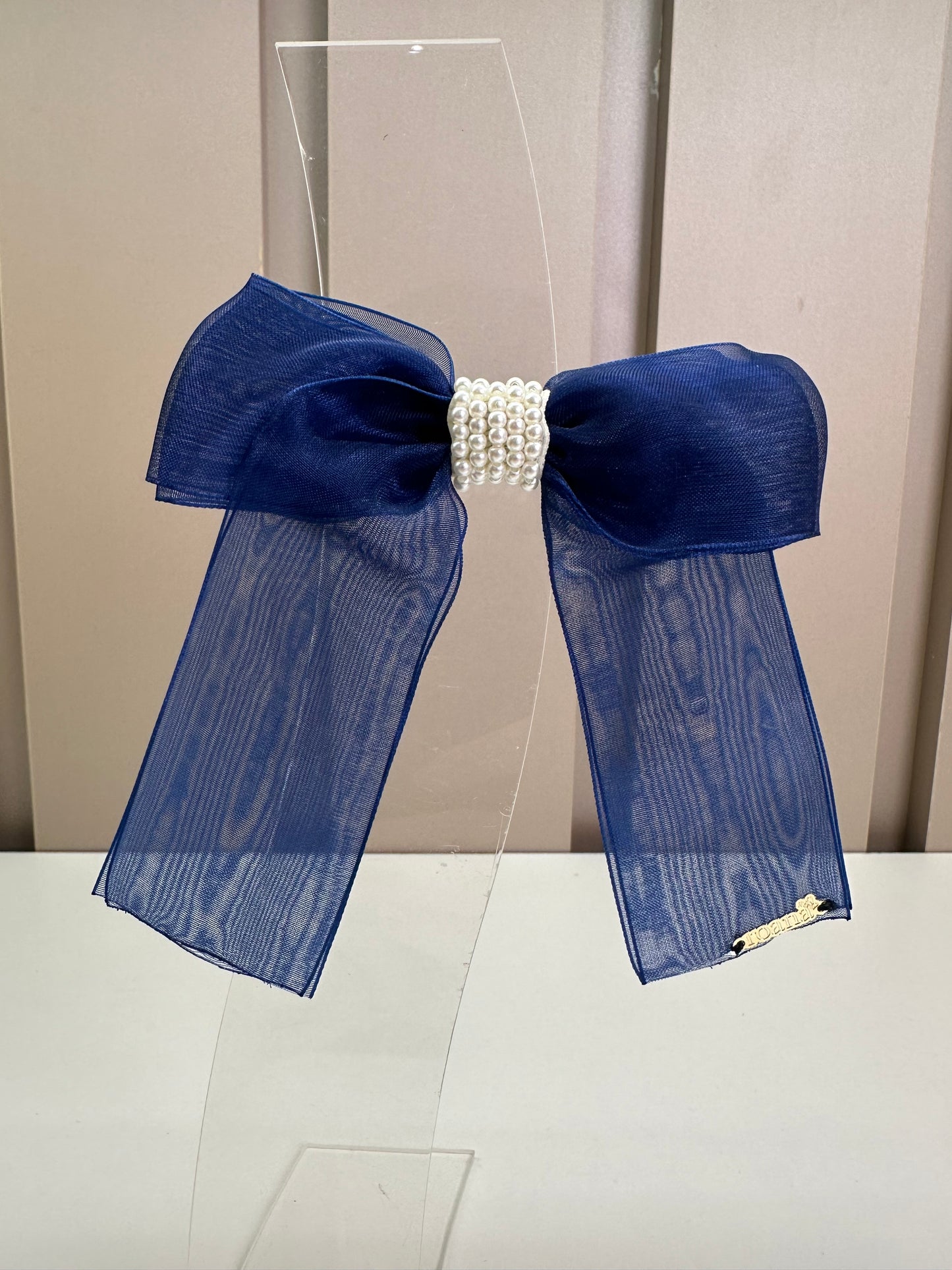 Laço Infantil Organza Azul Marinho Miolo Pérolas - Roana