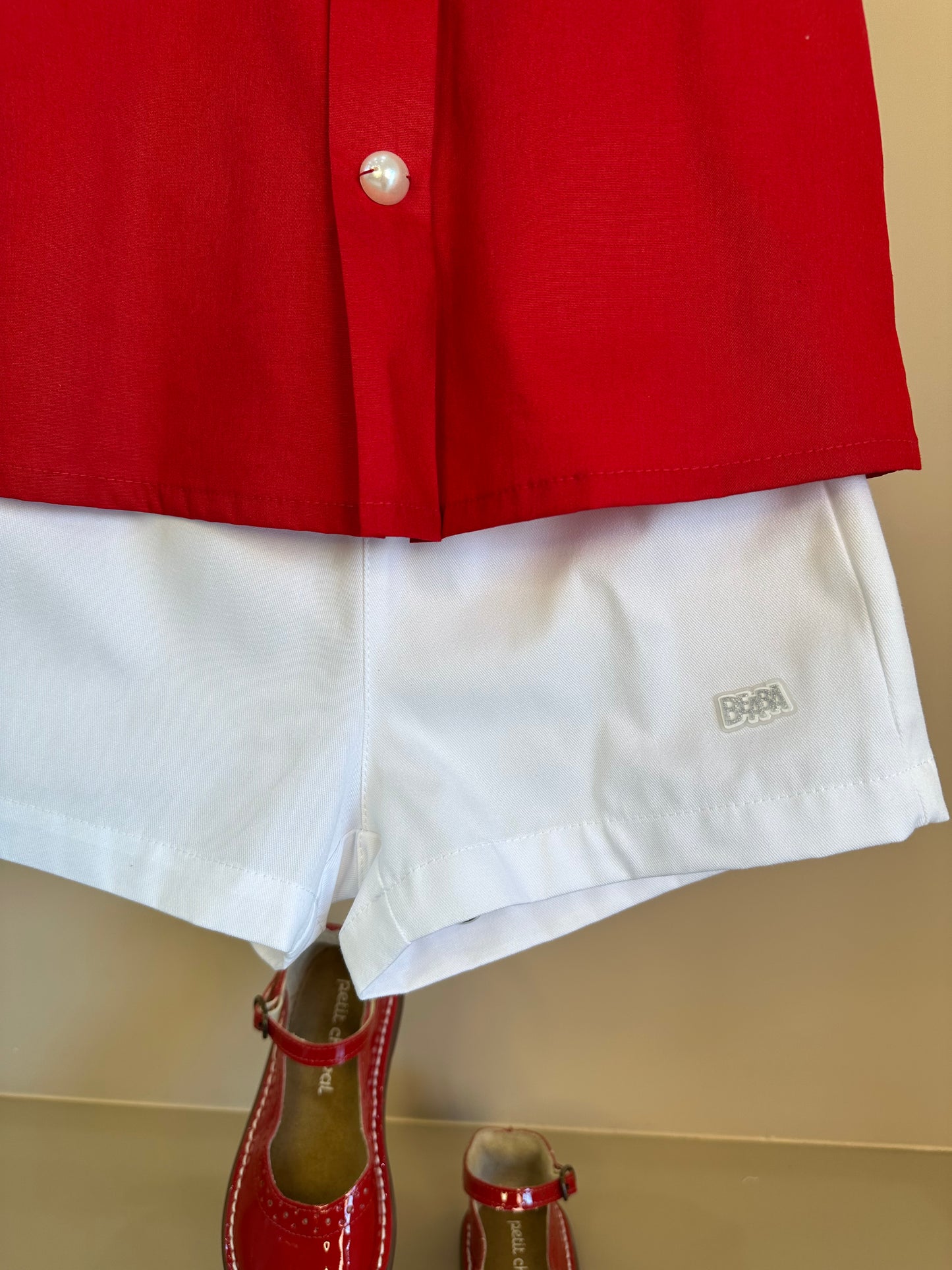Conjunto Infantil Bata Algodão Laço Vermelha e Shorts Branco - Beabá