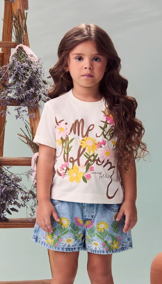 Conjunto Infantil Blusa Bordado Floral e Shorts Jeans Bordado Floral - Animê