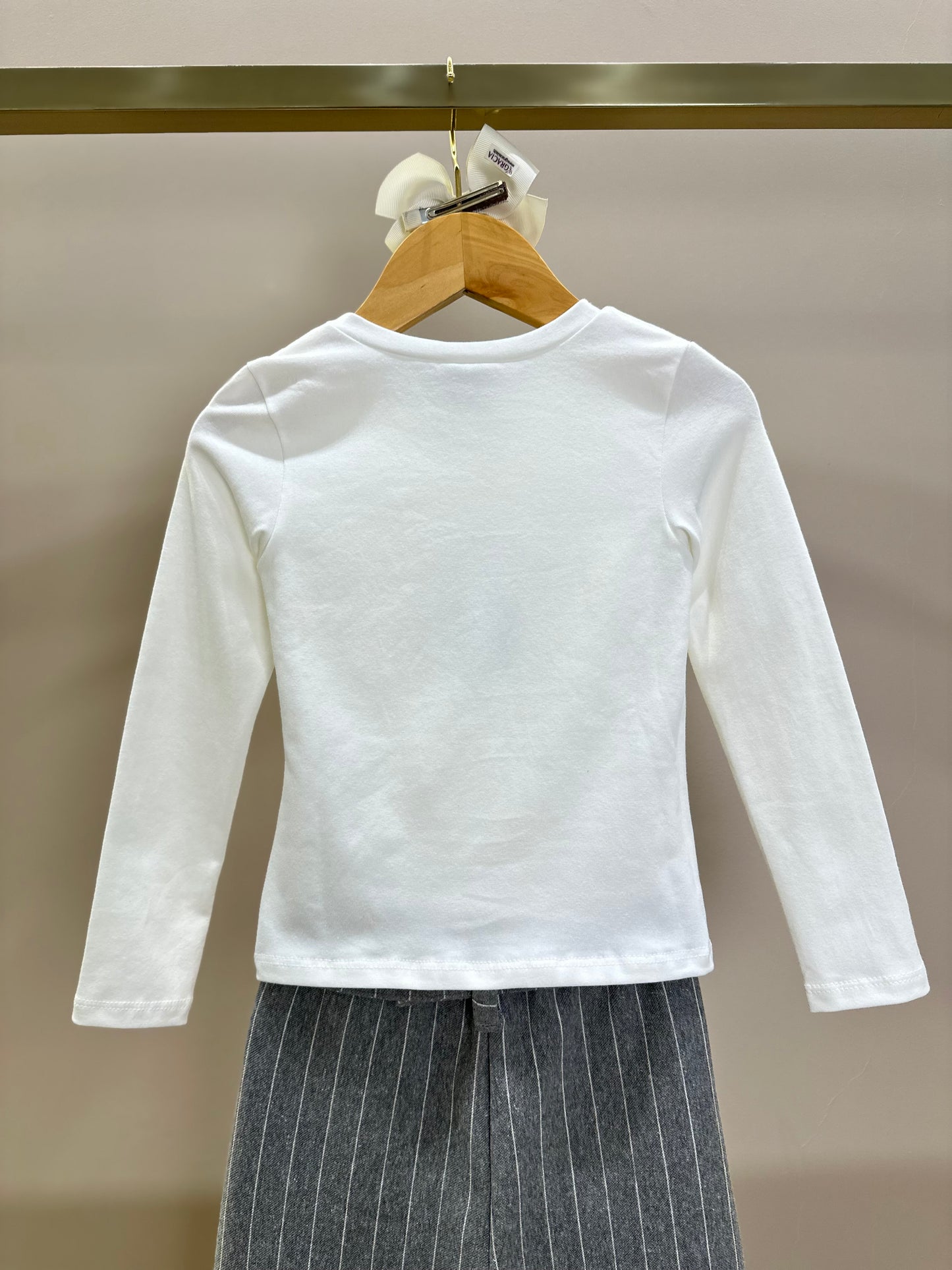 Conjunto Infantil Blusa ML em Cotton Off White e Calça em Malha Listrada - Infanti
