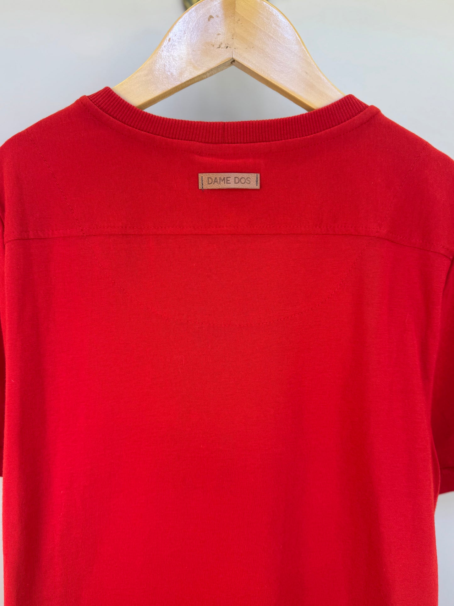 Camiseta abaulada Red Dame